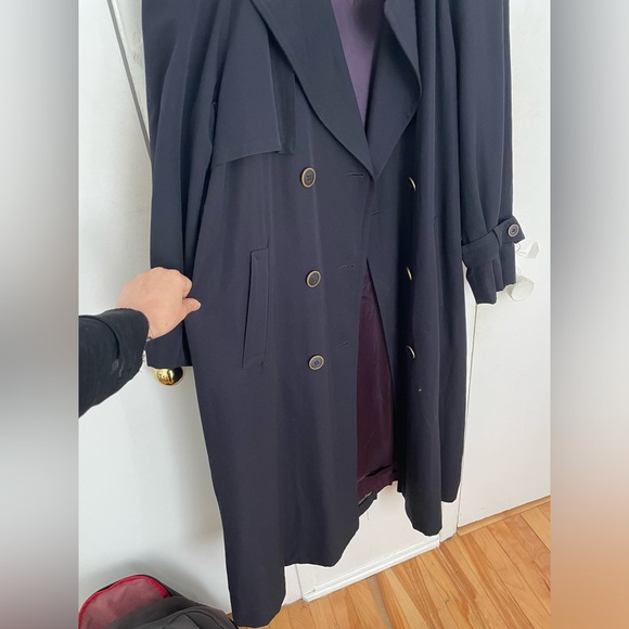 SOLD Vintage 100% wool navy trench coat - Picture 2 of 9